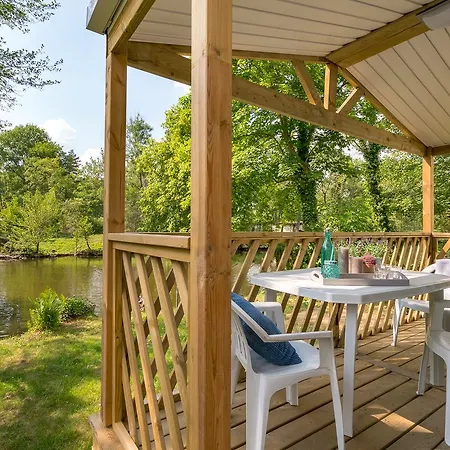 Camping Le Grand Paris 4*