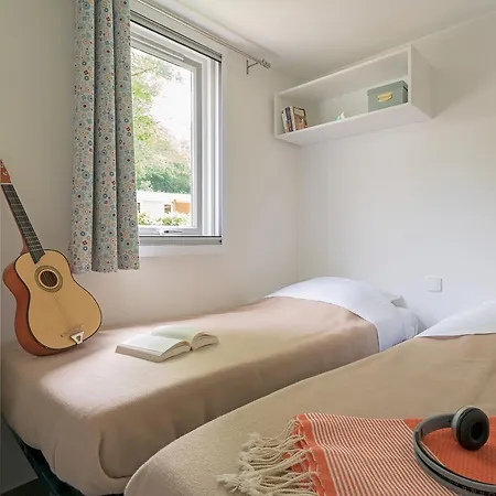 Camping Le Grand Paris 4* Nesles-la-Vallée